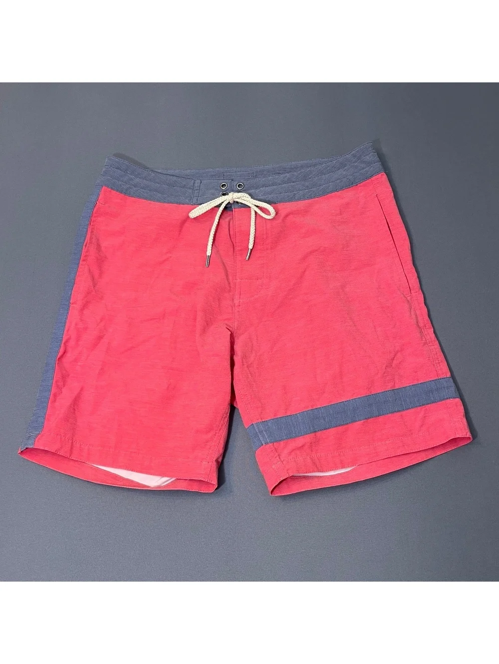 Faherty Men's Red and Gray Drawstring Swim Trunks Board Shorts